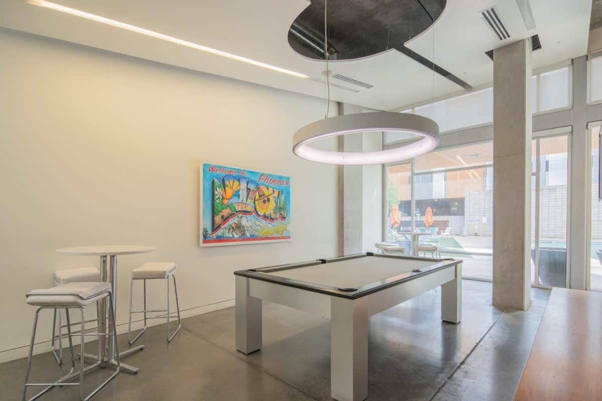 Unique 1bd -central Downtown - Gym, Pool, Parking *