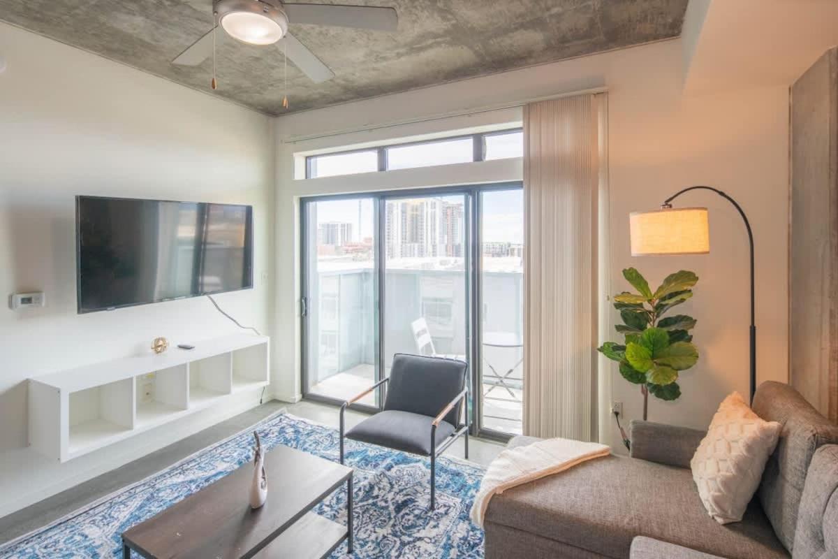 Appartement Unique 1bd -central Downtown - Gym, Pool, Parking
